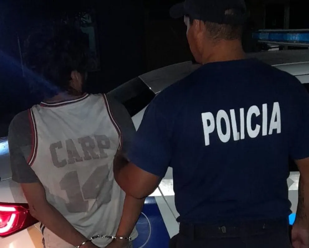 Detenido infraganti por personal de la Comisaría Primera de Viedma. 