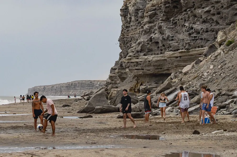 Habrá que atender la tabla de mareas también. Foto archivo.