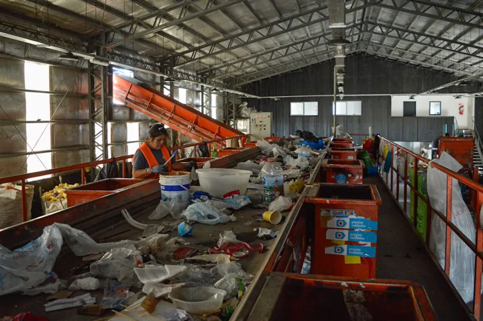  El envío, concretado por la cooperativa Cotranvi, marca la reactivación de una operatoria que había quedado limitada por las dificultades de comercialización de estos materiales. Foto: Gentileza.