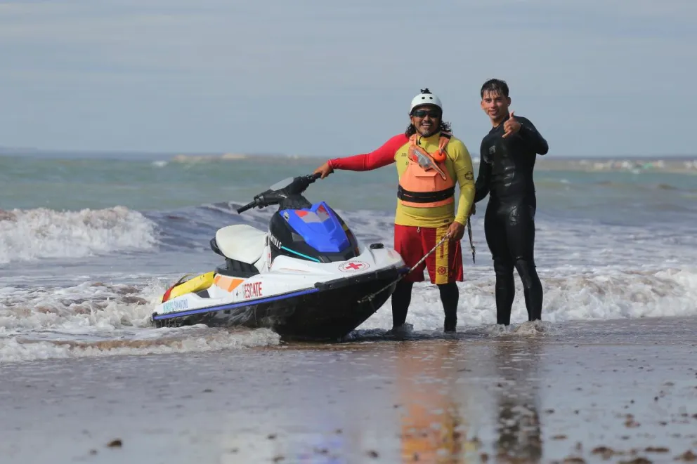 Darío Rosas explicó cómo fue su maniobra de rescate. Foto Facebook. 