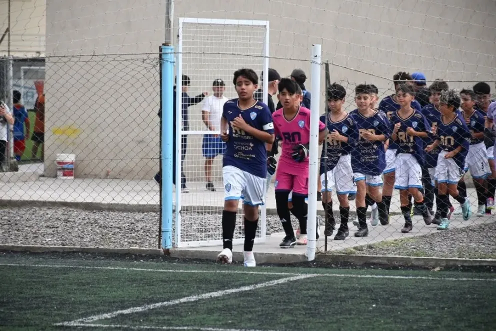 Mundialito en la subsede de Viedma. Fotos Facebook Club social y Deportivo Sol De Mayo.
