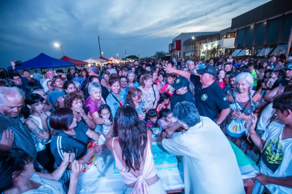 Las Grutas a pura celebración por su aniversario. 
