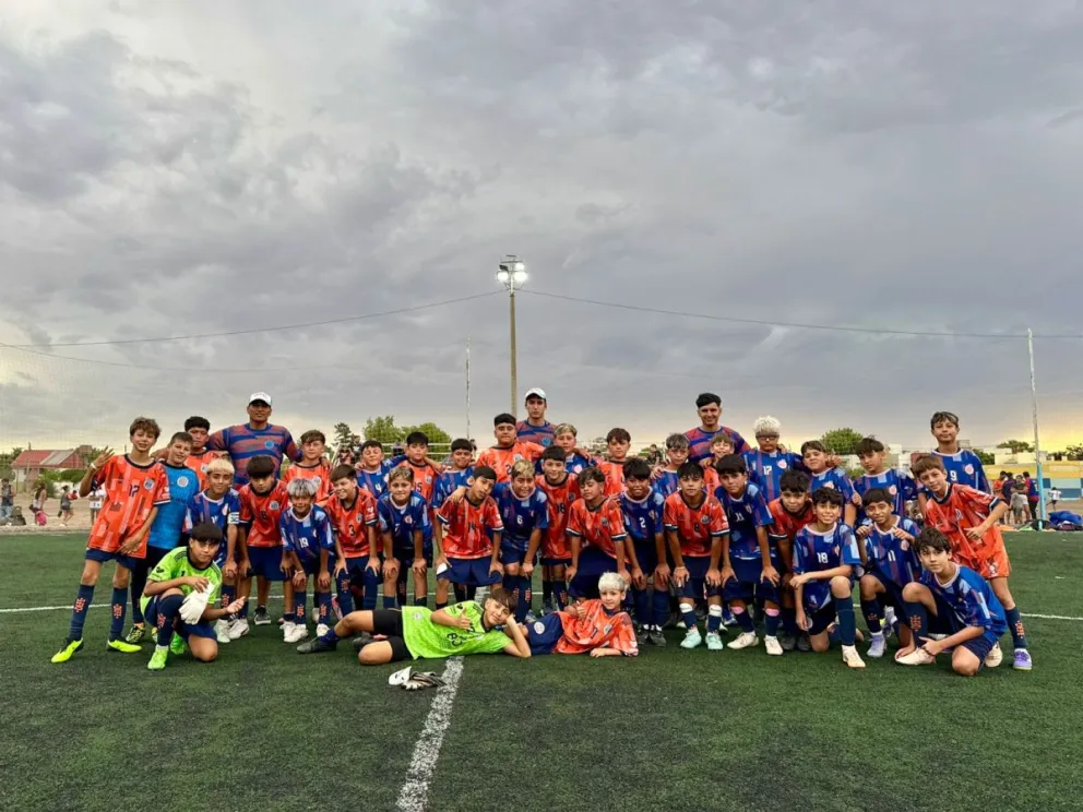 Categoría 2014 de Defensores de Viedma. Fotos: Prensa Defensores de Viedma. 