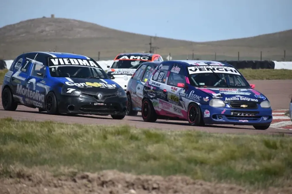 Todo listo para el inicio de la temporada del automovilismo regional. Foto gentileza Superturismo. 