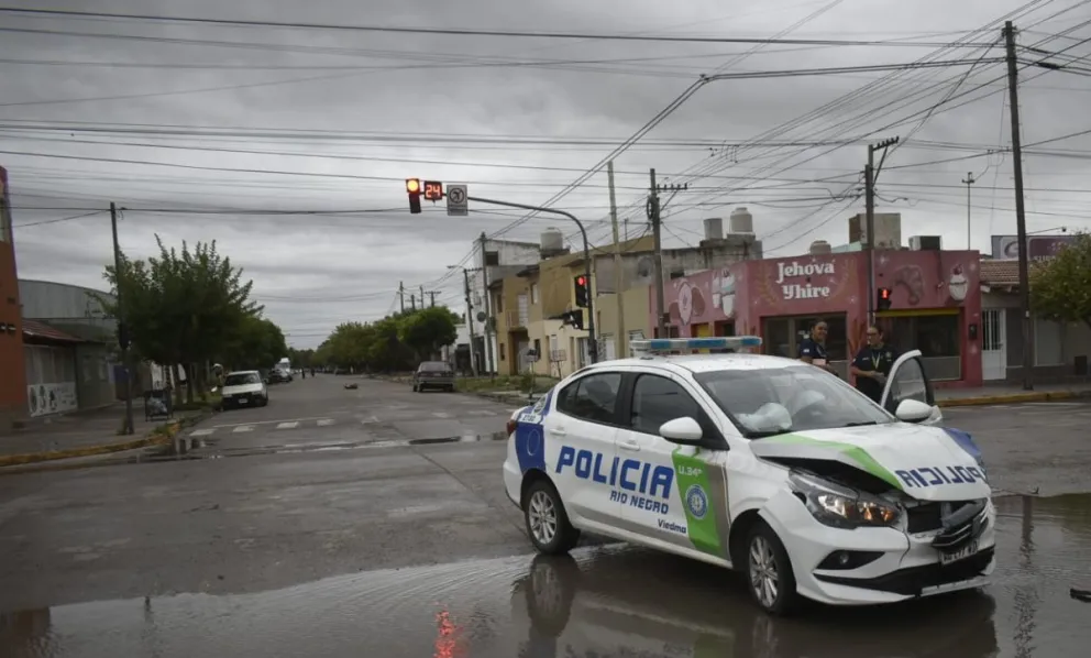 Producto del golpe, se accionaron los airbag. Fotos Vanesa Schwemmler para NoticiasNet.