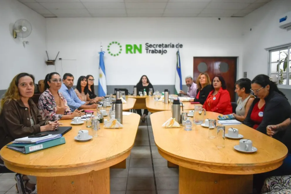 Expectativa docente para lograr un acuerdo salarial. Foto archivo NoticiasNet. 