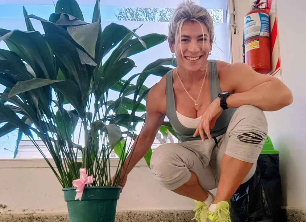 Castaños continúa internada en la Clínica Viedma. 