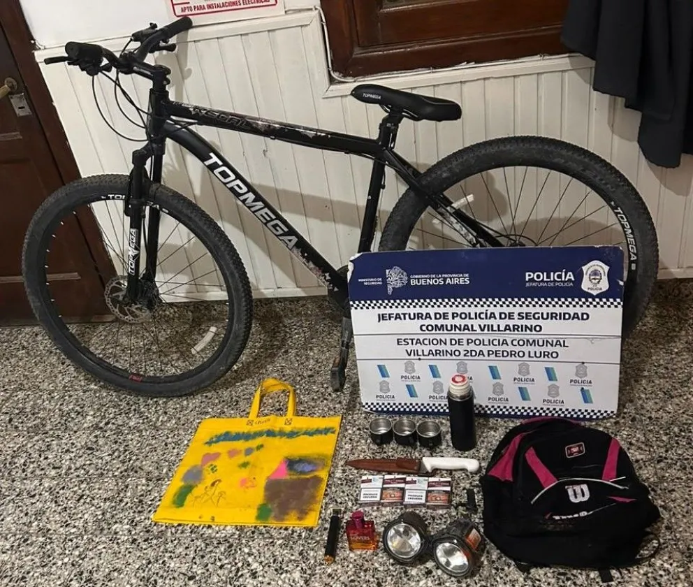 Los elementos recuperados por el personal policial. 