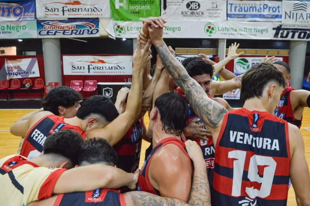 Deportivo Viedma sigue en un gran momento. Fotos: Emanuel Mirenghi para NoticiasNet.