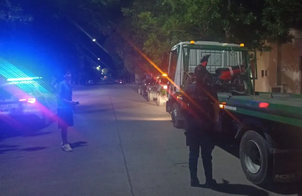 Momento urticante en la madrugada capitalina. Foto gentileza.