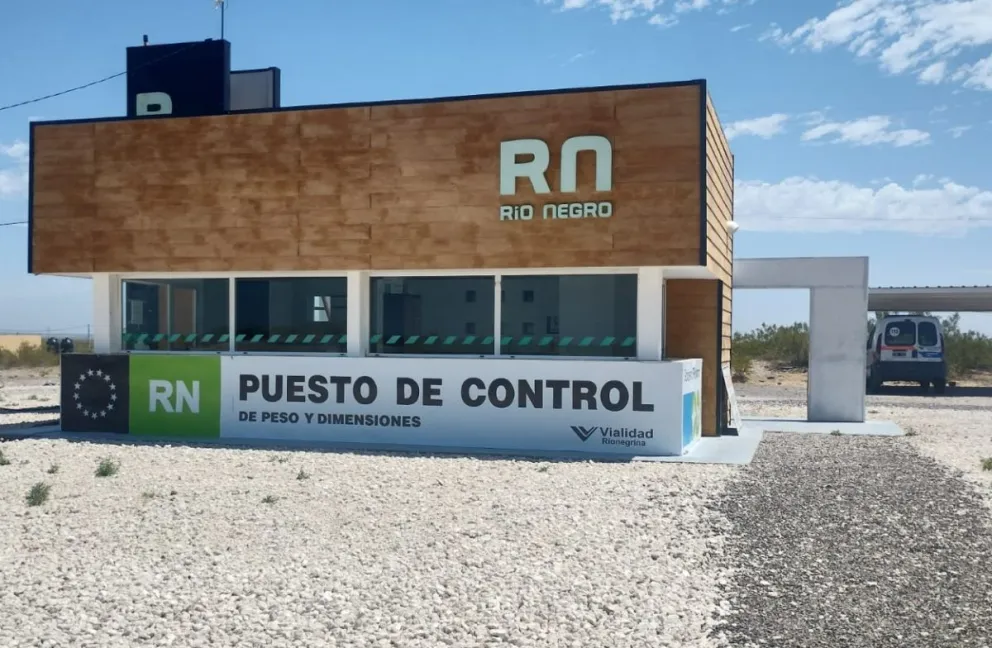 En el puesto fijo de control en inmediaciones de San Antonio Oeste. Foto Prensa DVR.