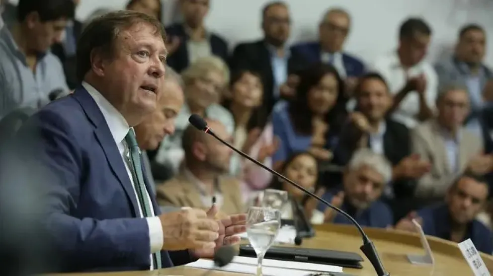 Weretilneck durante su discurso de apertura de sesiones ordinarias. Foto: Ezequiel Floridia / Gobierno de Río Negro.