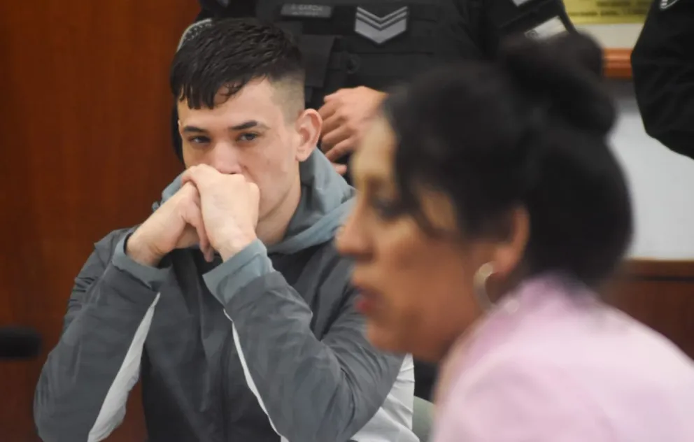 Yuthiel Huinca no mostró arrepentimiento en ningún momento del proceso judicial, por el crimen de Jonathan Caracciolo. Fotos NoticiasNet. 