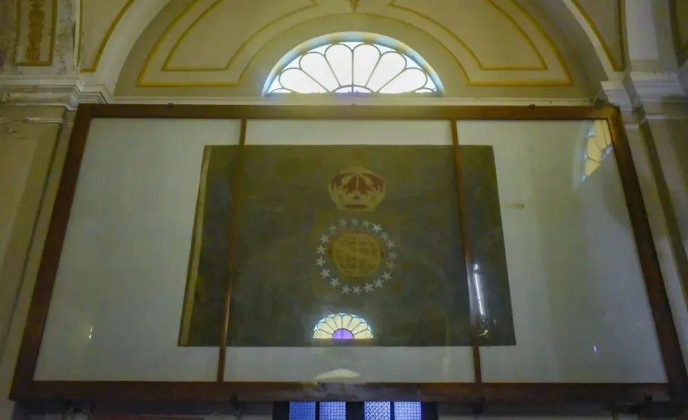 Las banderas del Imperio del Brasil en Patagones. Foto Vanesa Schwemmler para NoticiasNet. 