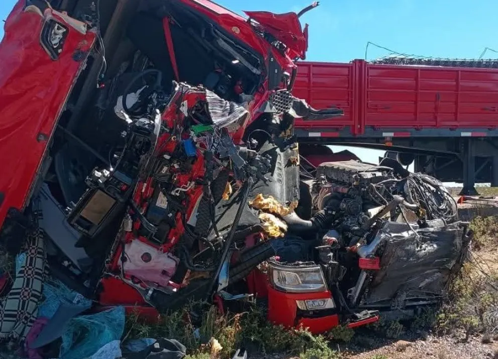 Tres unidades de rescate y trece efectivos trabajaron para asistir a las víctimas.