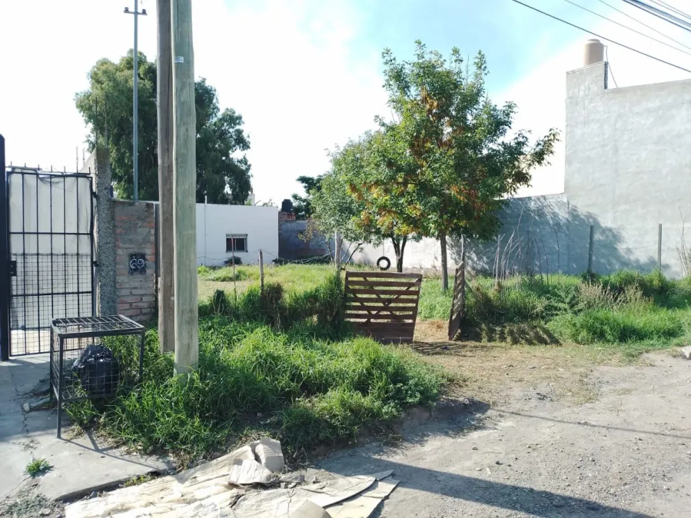 La vivienda está ubicada sobre la calle Chubut.