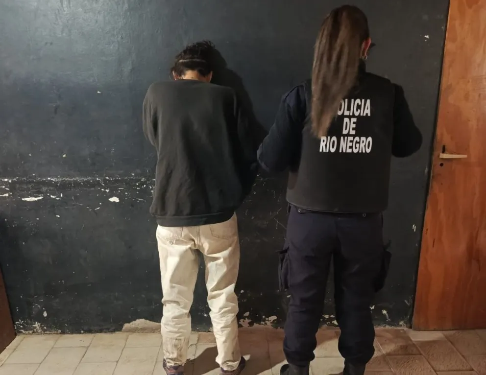 La mujer fue trasladada a la unidad policial. 