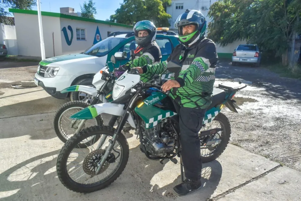 Integrantes de Tránsito de la comuna. Foto Vanesa Schwemmler para NoticiasNet.
