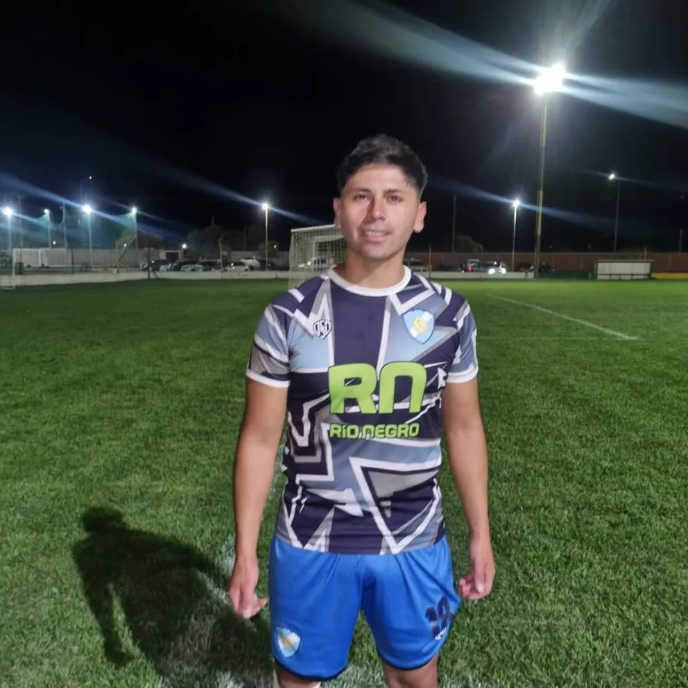 Millanao, el salvador del elenco albiceleste. Foto gentileza Sol de Mayo. 