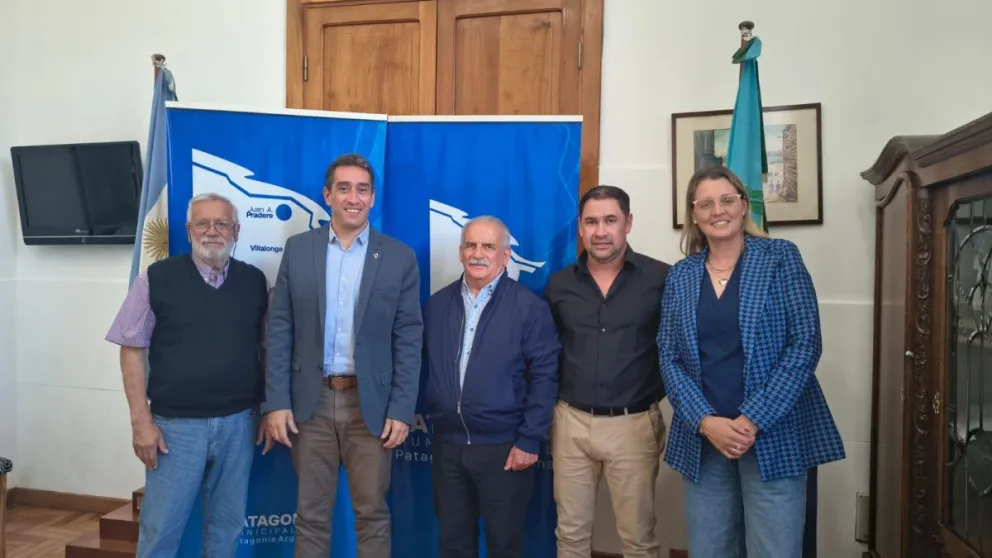 El encuentro tuvo lugar en el despacho de Marino. Foto: Municipalidad de Viedma.