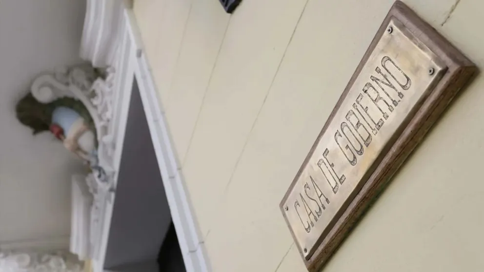 Buena noticia para el cronograma de pagos de los estatales. Foto Gobierno de Río Negro.