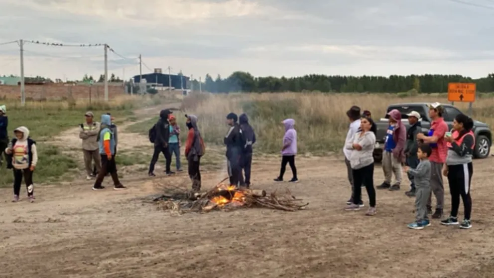 El reclamo comenzó en las primeras horas de este lunes. 