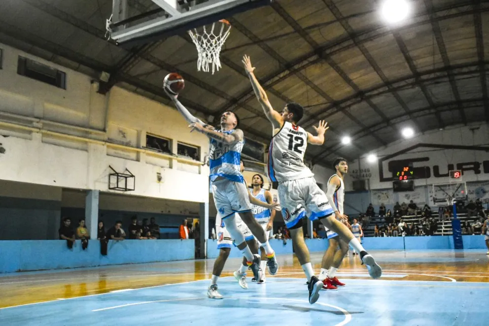 Triunfazo de Sol de mayo en la noche del martes. Fotos: Vanesa Schwemmler para NoticiasNet.