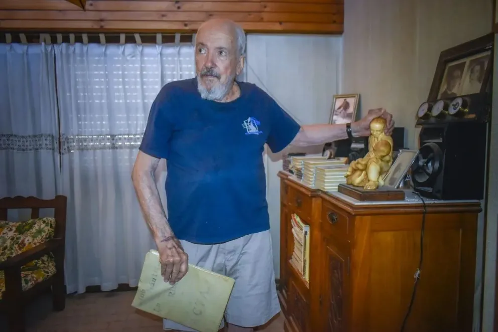 Triste partida de Oscar Sanguinetti, pionero de la Regata del Río Negro. Foto Vanesa Schwemmler. 