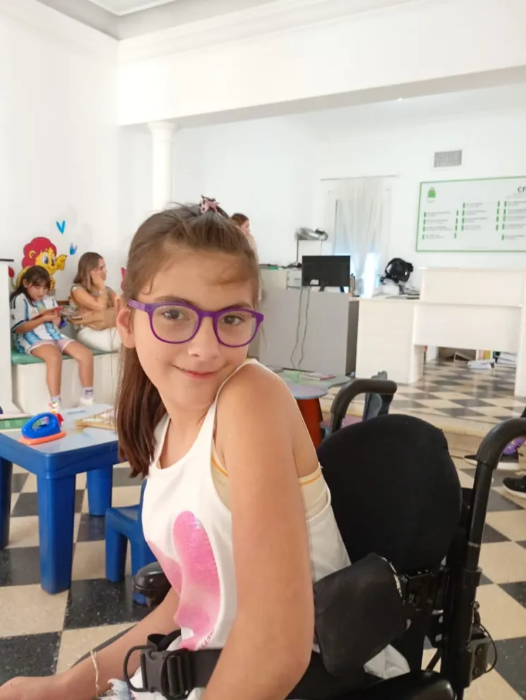 Alma Vega, necesita una cirugía para mejorar su calidad de vida. Fotos autorizadas por Mariela Zapata, abuela materna. 