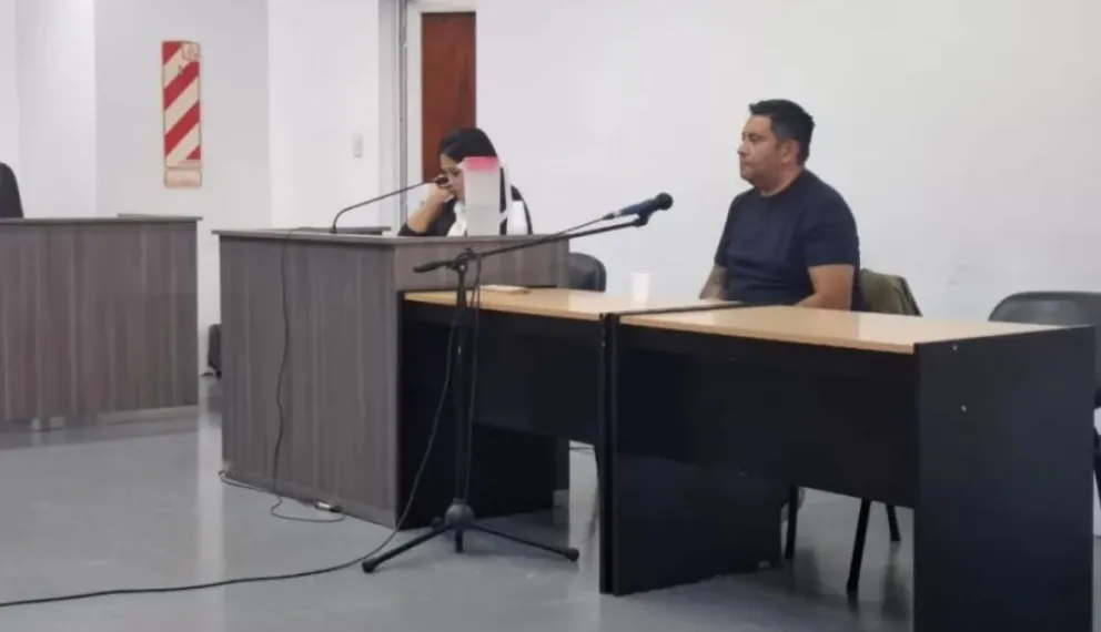 La Justicia le advirtió que, si vuelve a conectarse, regresará a prisión.