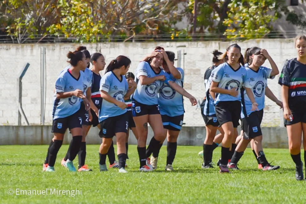 El fútbol femenino volvió con todo. Fotos: Emanuel Mirenghi para NoticiasNet.,