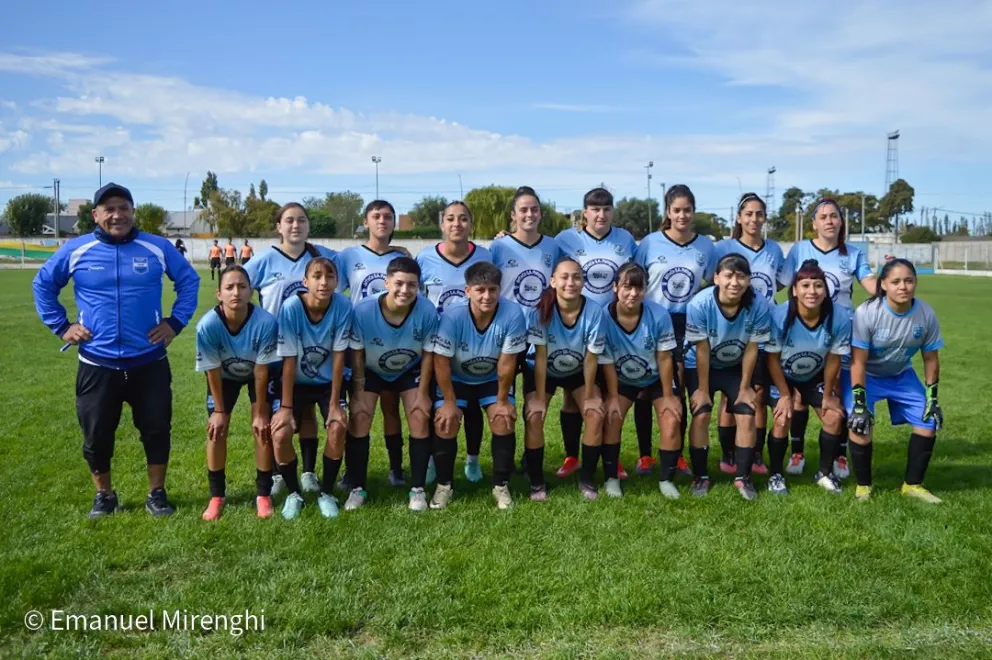 Toma ritmo el Apertura del femenino. Fotos: Emanuel Mirenghi.