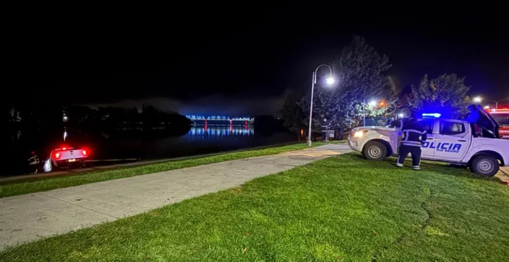 Inmediata intervención policial esta madrugada en la costanera de Viedma. 
