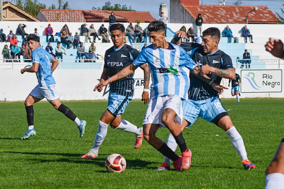 Duelo que marcará el futuro entre Sol y Brown. Foto archivo Emanuel Mirenghi. 