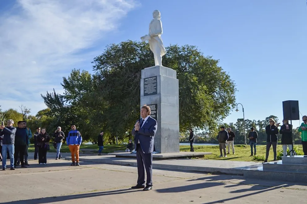 Viedma, celebró en la plaza del Fundador un nuevo aniversario. Fotos: Emanuel Mirenghi para NoticiasNet.