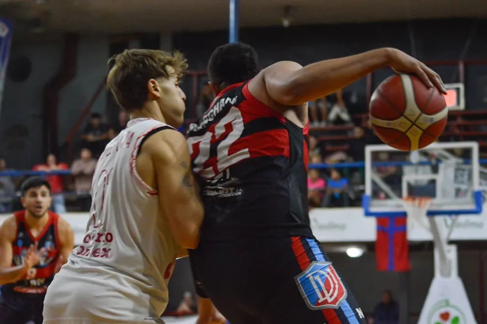 Se juega el quinto partido de la serie de octavos de final. 