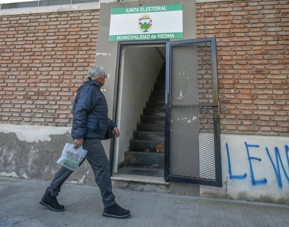 La sede de la JEM está ubicada sobre calle Brown.  Foto Vanesa Schwemmler para NoticiasNet.