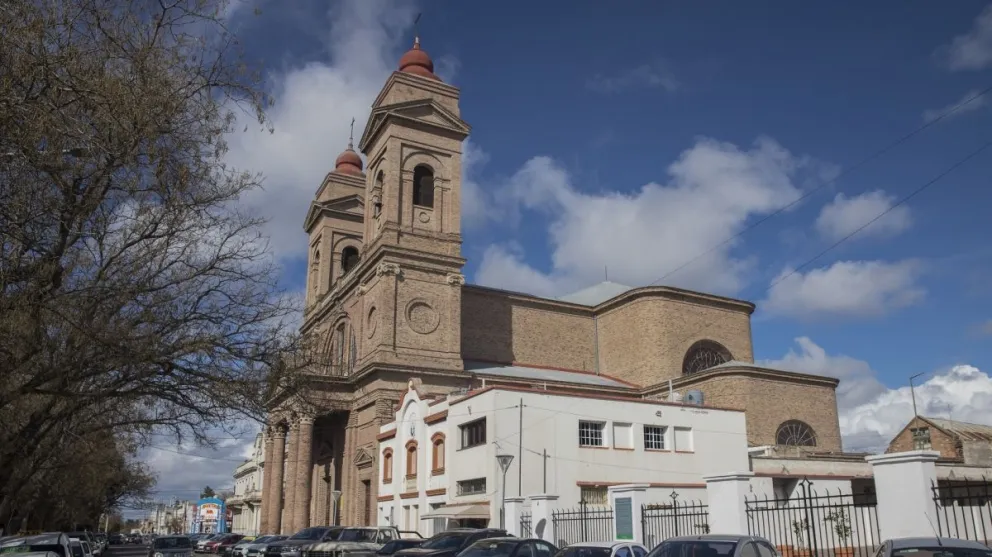 La Catedral de Viedma y un sinfín de historias de la identidad local. 