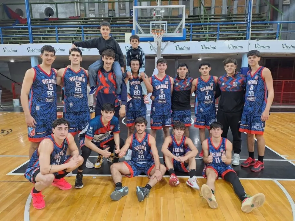 Triunfo de Viedma en el cierre de la fecha. Foto prensa DV.