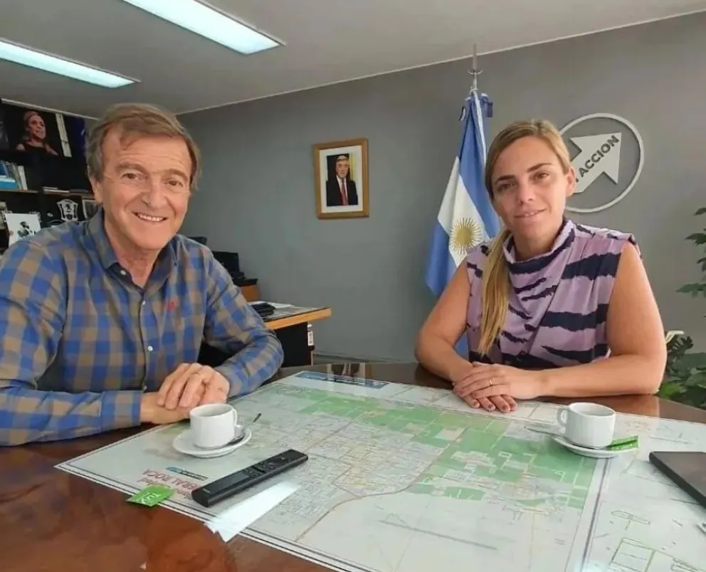 Aníbal Tortoriello junto a la intendenta kirchnerista de Roca, María Emilia Soria. Foto: gentileza 