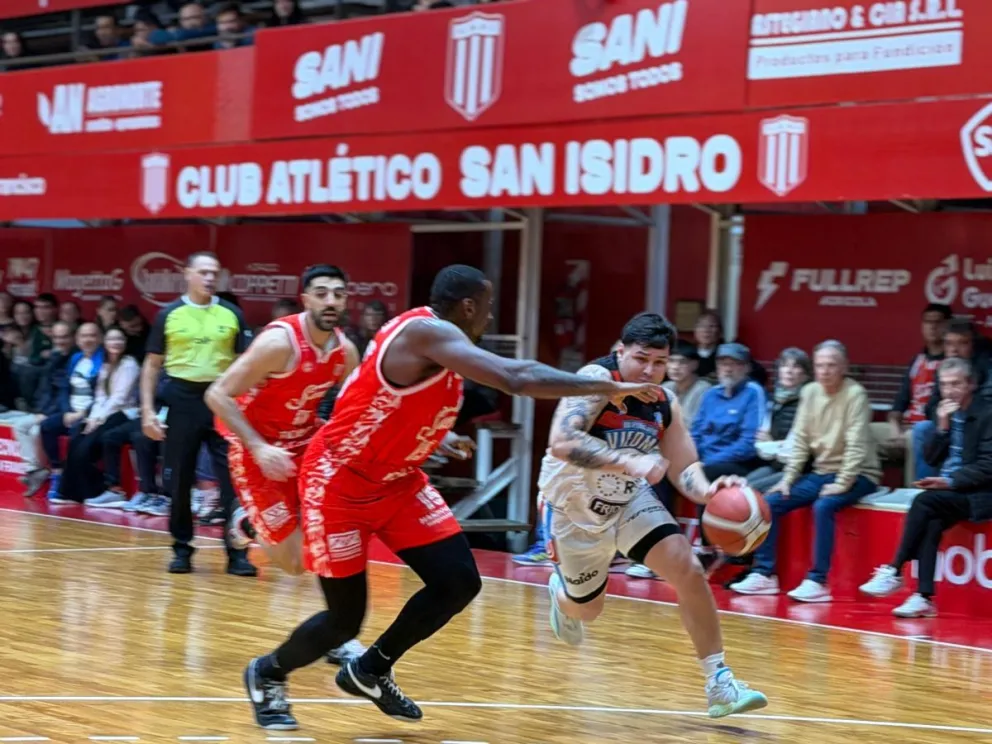 San Isidro se quedó con el primer punto como local ante Deportivo Viedma. Foto: Prensa San Isidro.