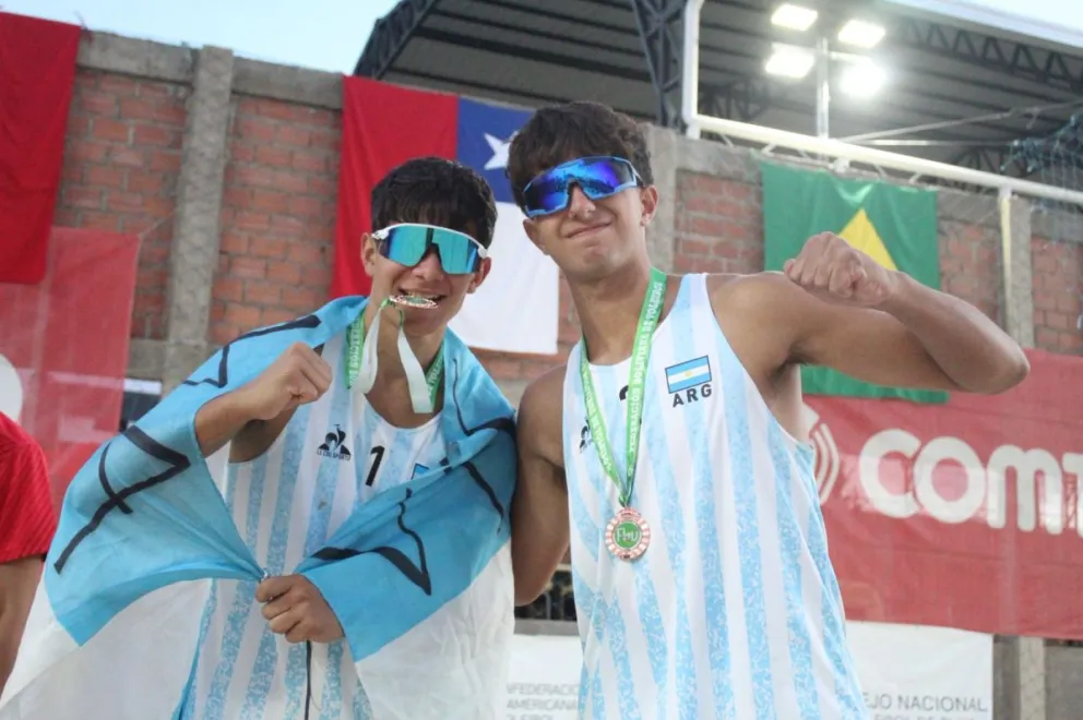 De Viedma al mundo, Cornejo representará a la Argentina en el Mundial Sub 18 de Beach Vóley. 