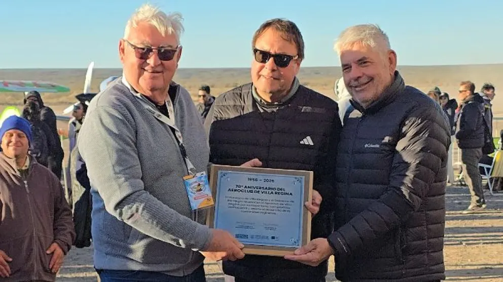 Histórico festejo en el Aero Club de Villa Regina Crédito: Alex Ortega / Gobierno de Río Negro