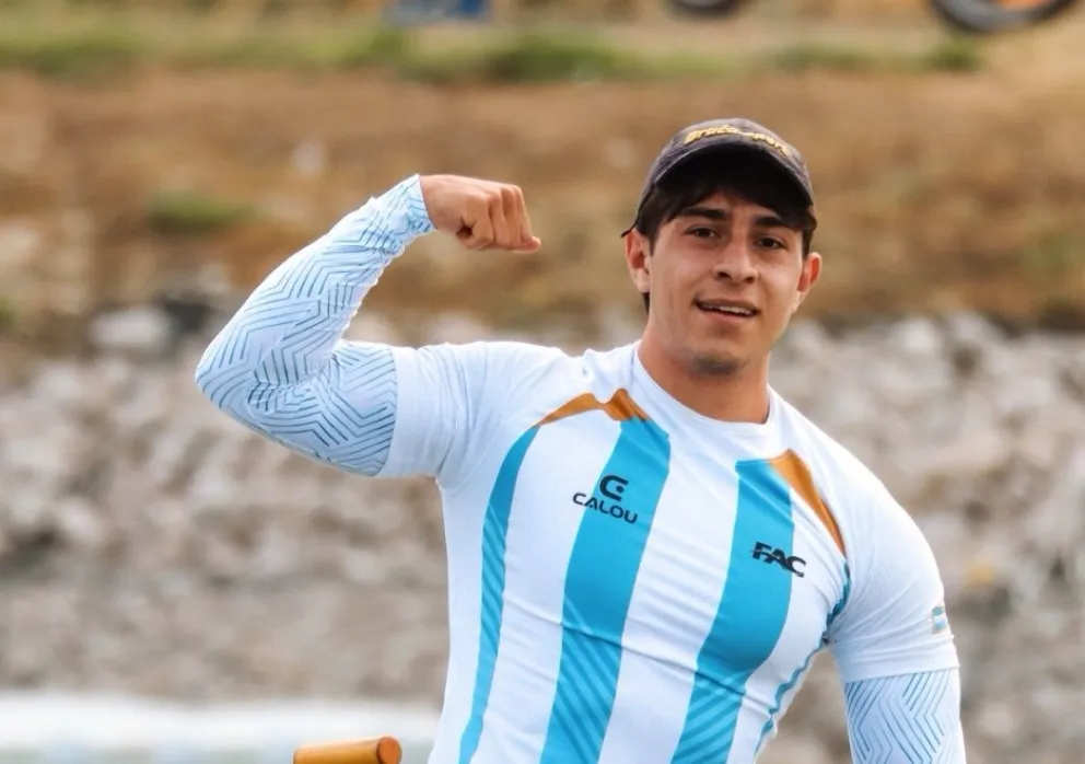 Prueba superada en aguas europeas para el  palista viedmense. Foto:gentileza braca_paddles