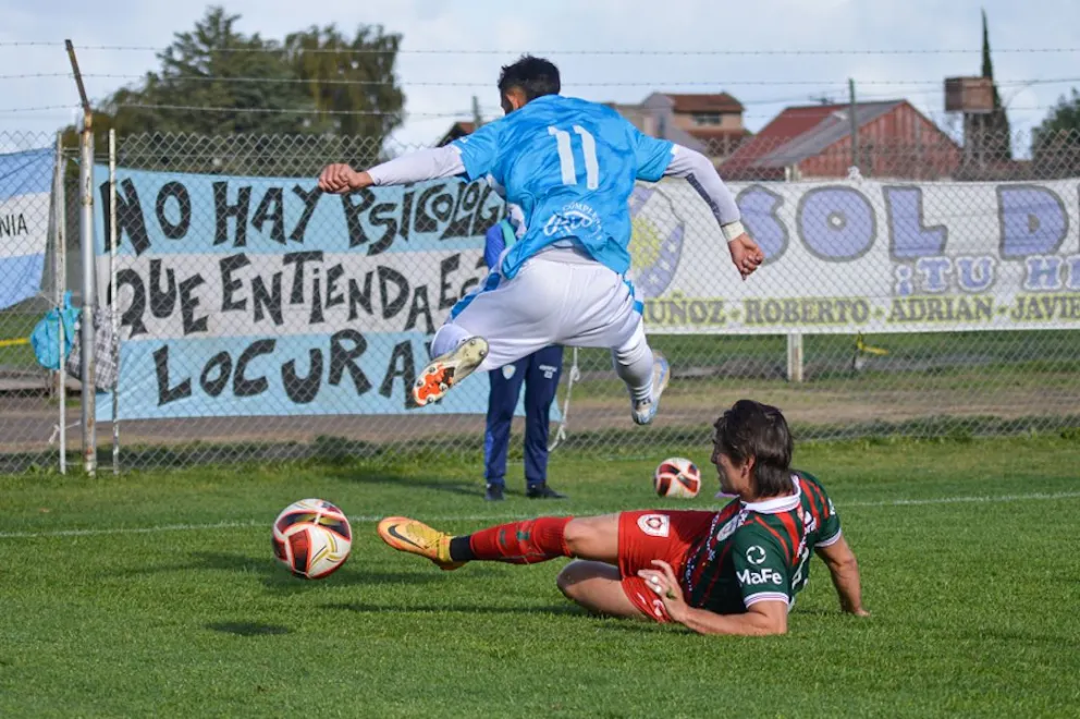 Un duelo clave para cualquiera de los frentes para Sol. Foto: Emanuel Mirenghi.