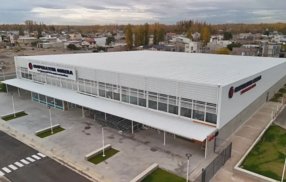 La apertura de este segundo local en Plottier, Neuquén, busca brindar a los asociados y consumidores una propuesta atractiva y conveniente complementada con precios y ofertas que favorezcan su economía familiar. 
