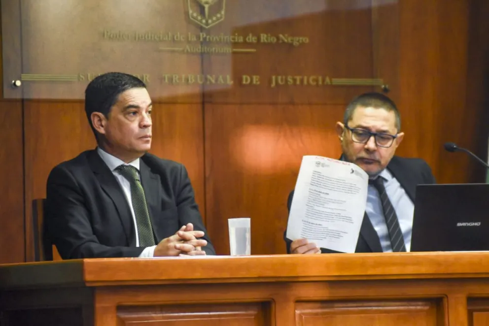 Las maratónicas jornadas concluyeron ayer en el Auditorio del Poder Judicial en Viedma. Los jueces emitirán el fallo el 10 de junio próximo. Foto NoticiasNet (archivo).