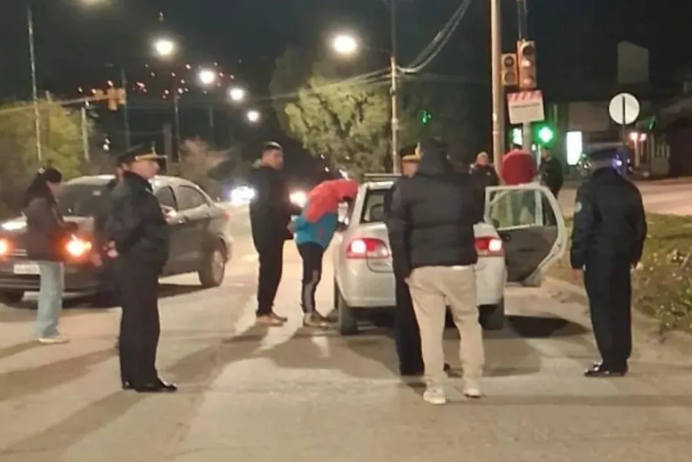 El avance de la causa mostró en pocas horas un fuerte despliegue de investigación de la Policía. Imágenes de Gobierno de Río Negro.