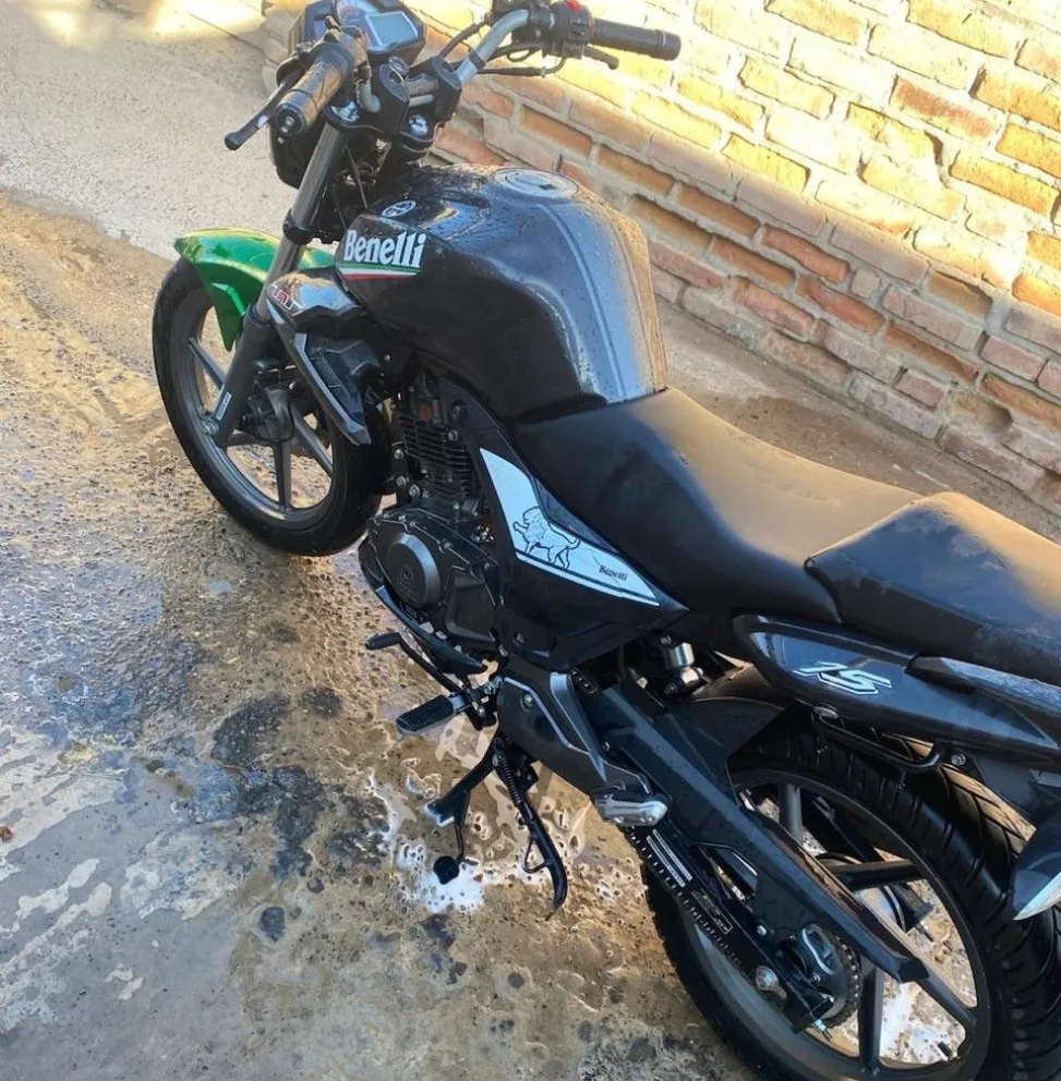 El "delivery" la había dejado atada en pleno centro. Foto gentileza.
