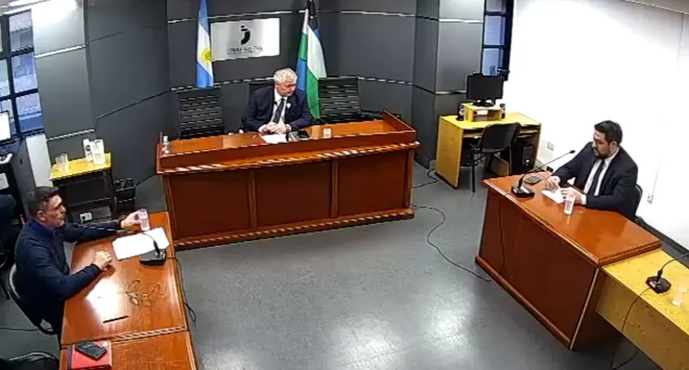 Audiencia de formulación de cargos por abuso de armas. 